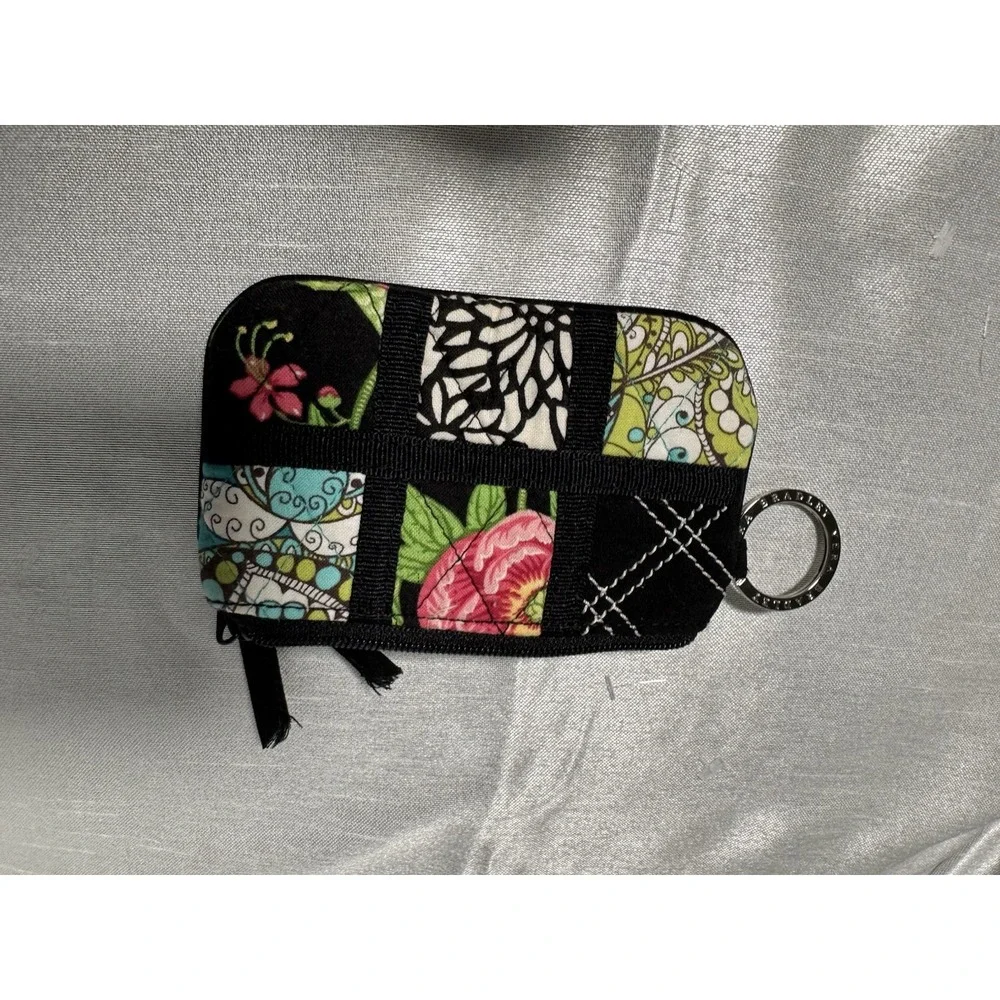 Vera‎ Bradley Coin Patchwork Purse 3 inches x 5 inches